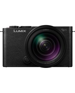 Panasonic LUMIX S9 Jet Black + S 28-200mm f/4.5-7.1